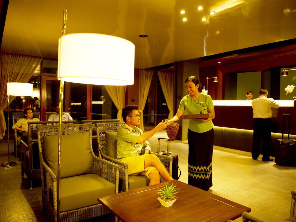 Emerald Palace Hotel Naypyidaw Eksteriør bilde