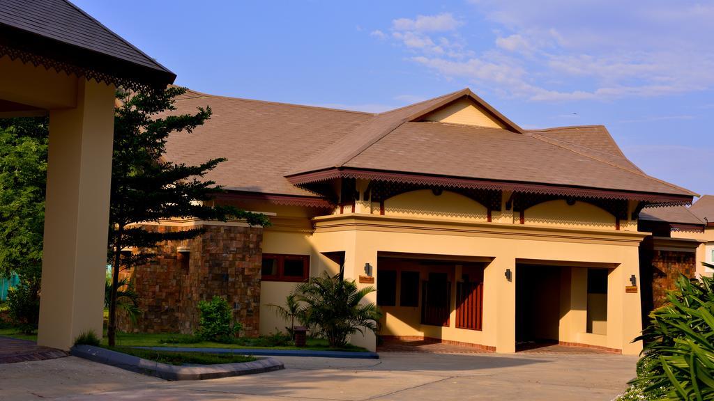 Emerald Palace Hotel Naypyidaw Eksteriør bilde